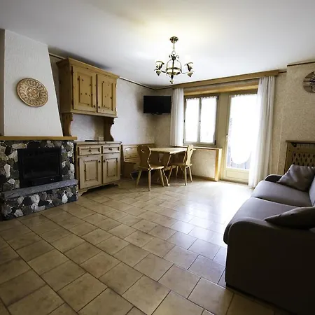 3000 Apartment *
