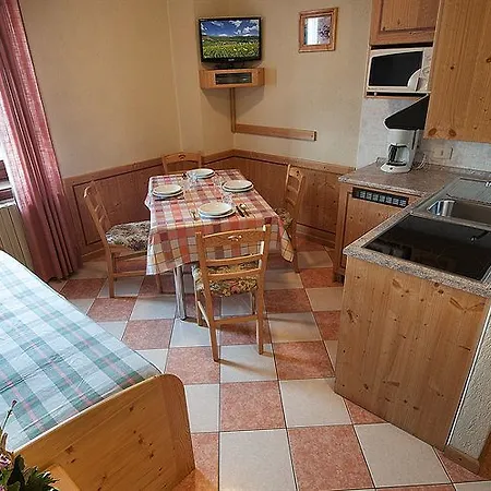 Apartment 3000
