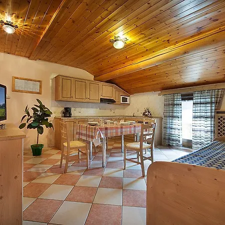 3000 Apartment *